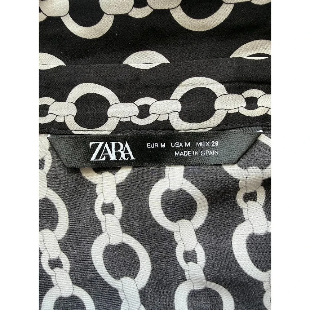 Zara Blouse Women Medium Black Chain Print Button Down Long Sleeve Casual Pocket